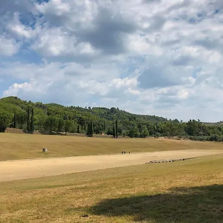 House On The Close To Olympia * كاتاكولو