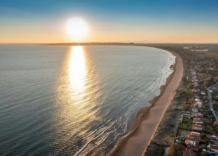 House On The Close To Olympia