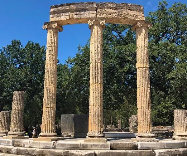 House On The Close To Olympia Casa de Férias *
